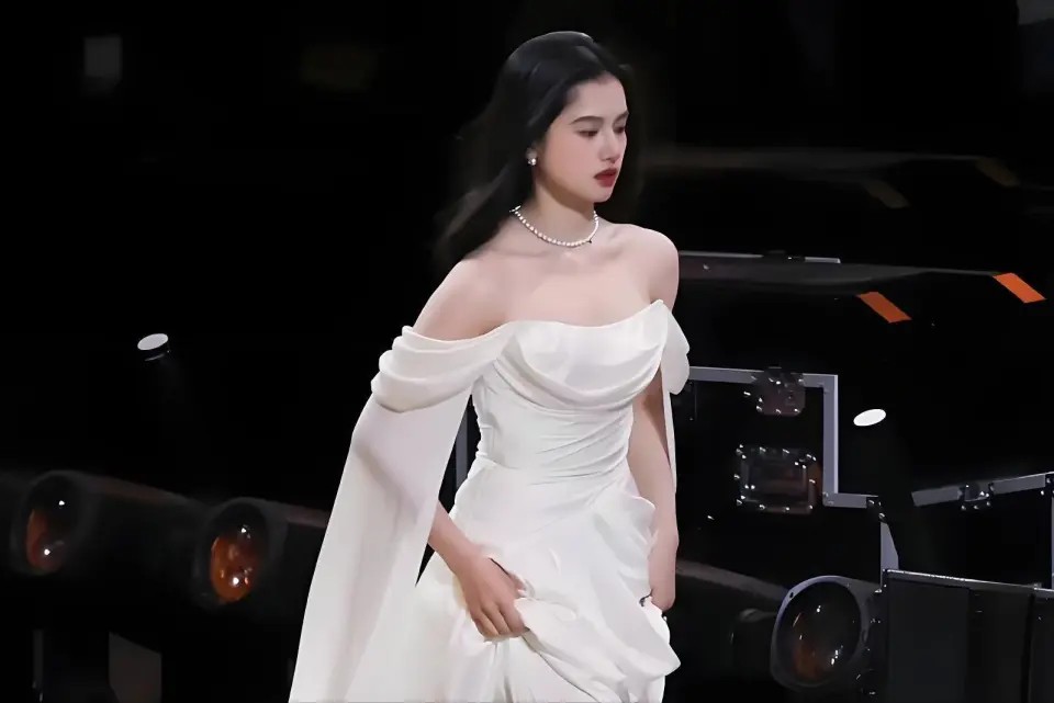 濮存昕:倒贴50万将女儿嫁给农村穷小伙,12年过去了,如今女儿过得幸福吗?