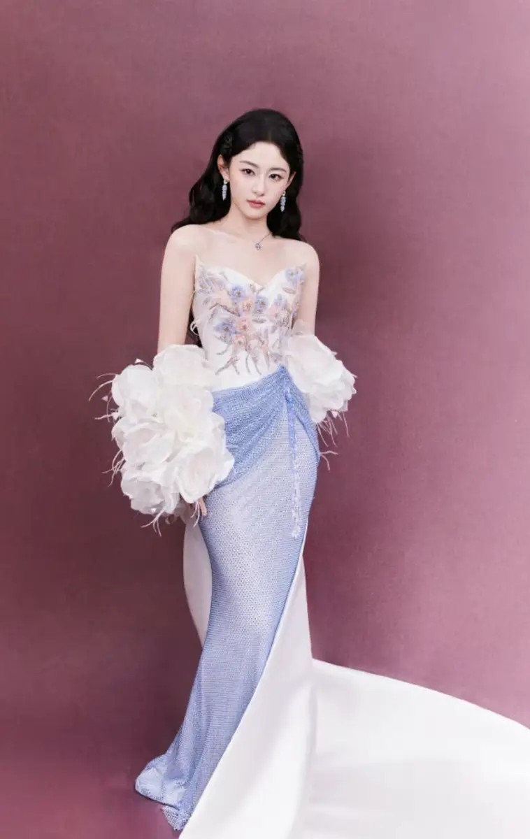 从张碧晨到王鸥,娱乐圈女性“疯狂”之路谁更胜一筹?