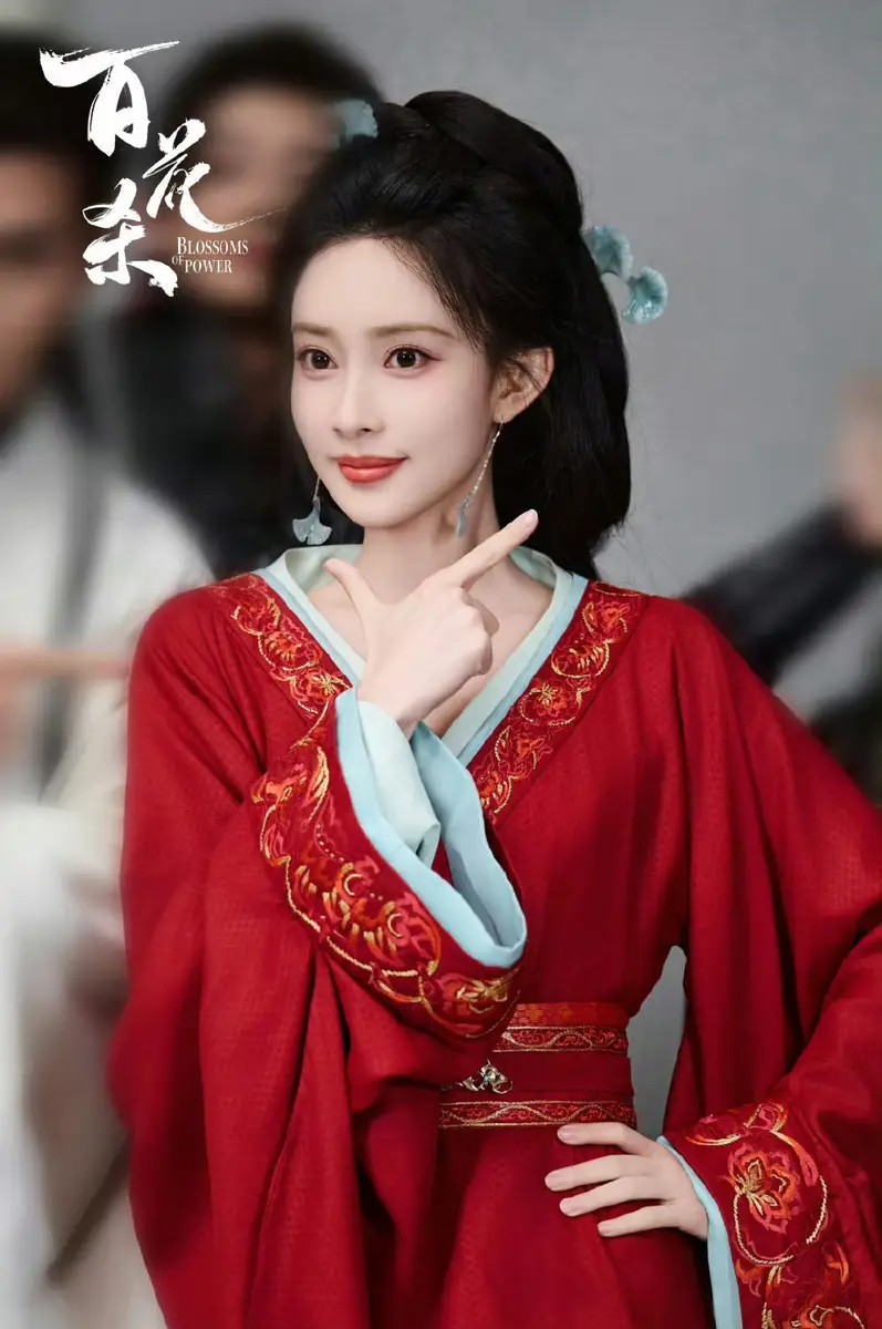 文君竹与文君梅的烘焙时光:温馨和谐,尽显母爱
