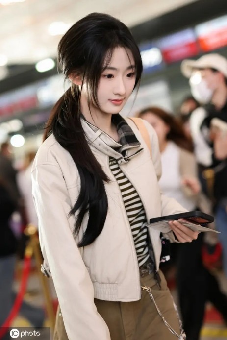 喻恩泰回应婚变风波：被指转移财产与出轨，巨春雷批其道貌岸然