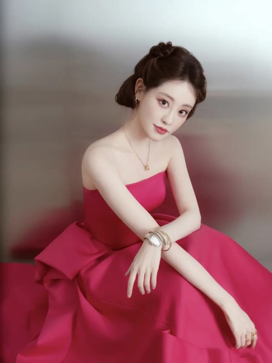 麦长青客串《新闻女王2》成点睛之笔 三分钟道破体制生存术 